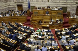  Quốc hội Hy Lạp thông qua gói cải cách đổi lấy cứu trợ